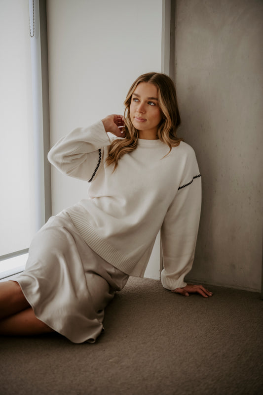 Hand Stitch Trim Pullover White