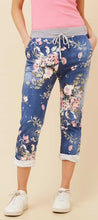 Load image into Gallery viewer, Floral Print 7/8 Pant