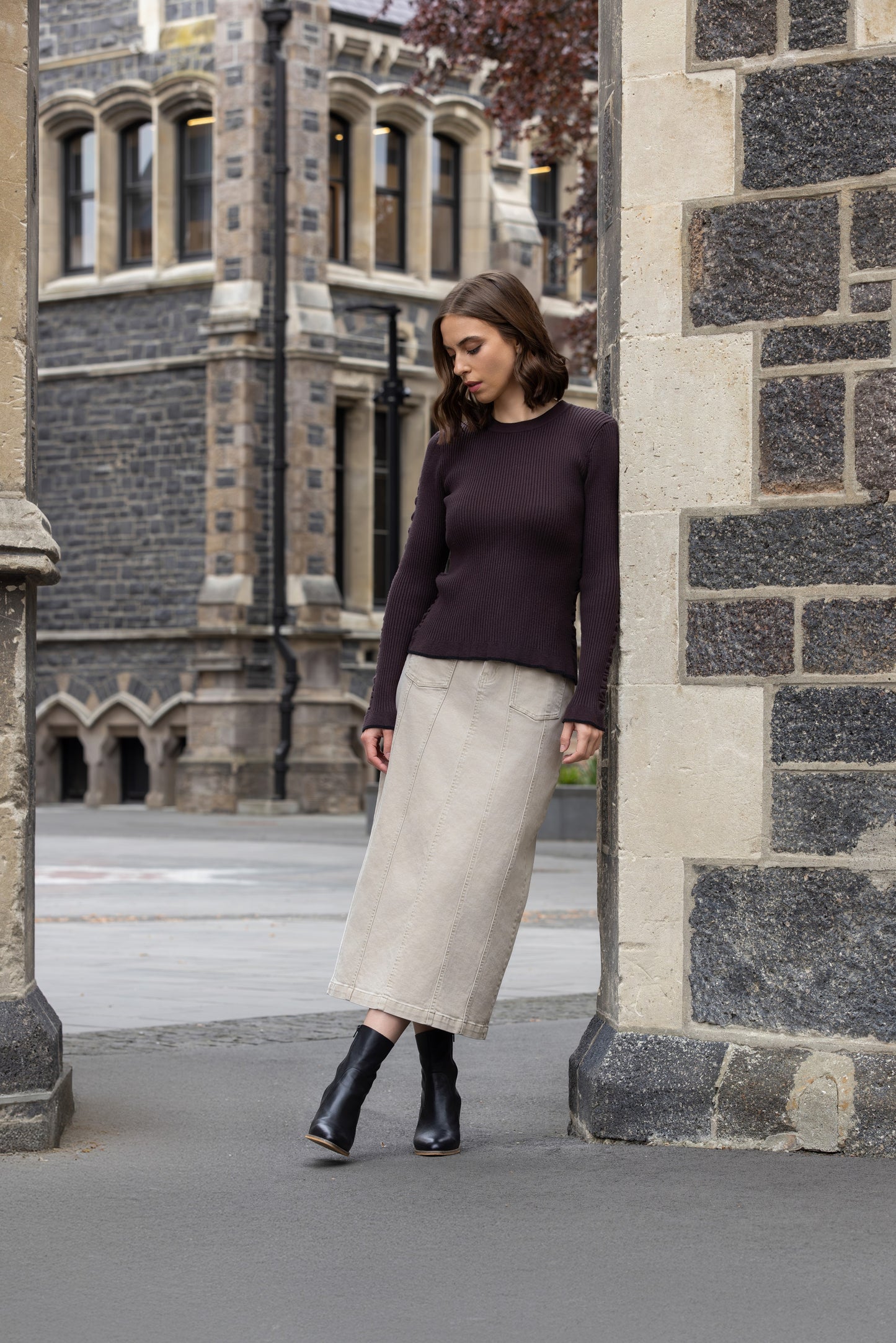 Luxe Sweater Chocolate/Black