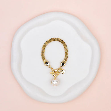 Yellow Gold Chain with Double Sided Pearl/Metal Pendant Bracelet