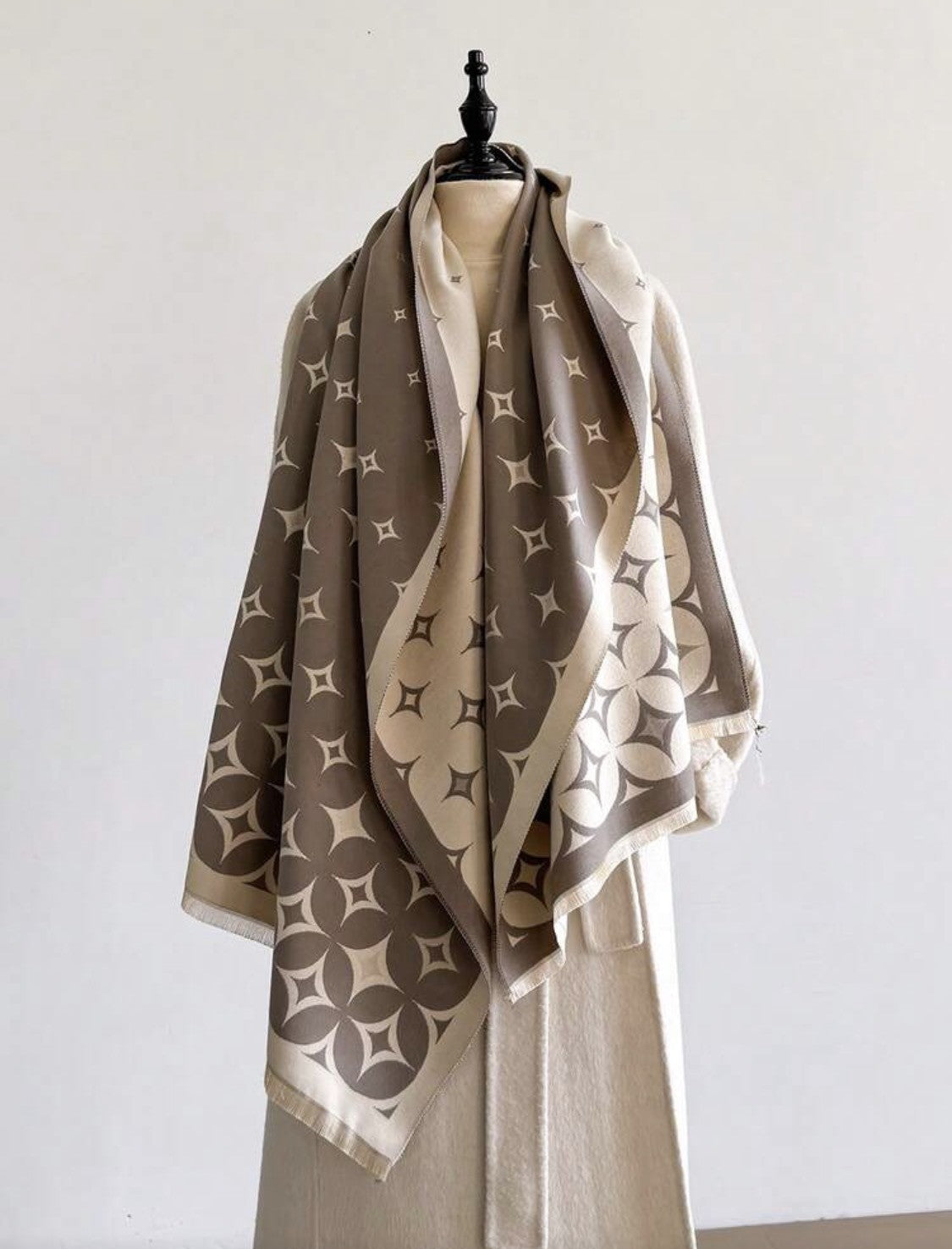 Faux Cashmere Reversible Scarf | Women’s Neutral Luxe Soft Wrap